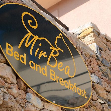 Bed and Breakfast Mirbea Cisano sul Neva Exterior foto