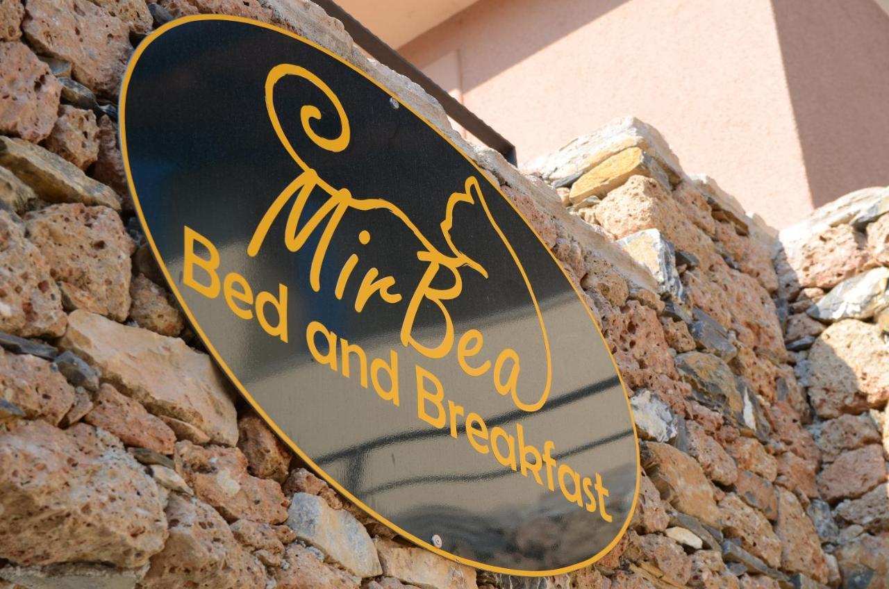 Bed and Breakfast Mirbea Cisano sul Neva Exterior foto