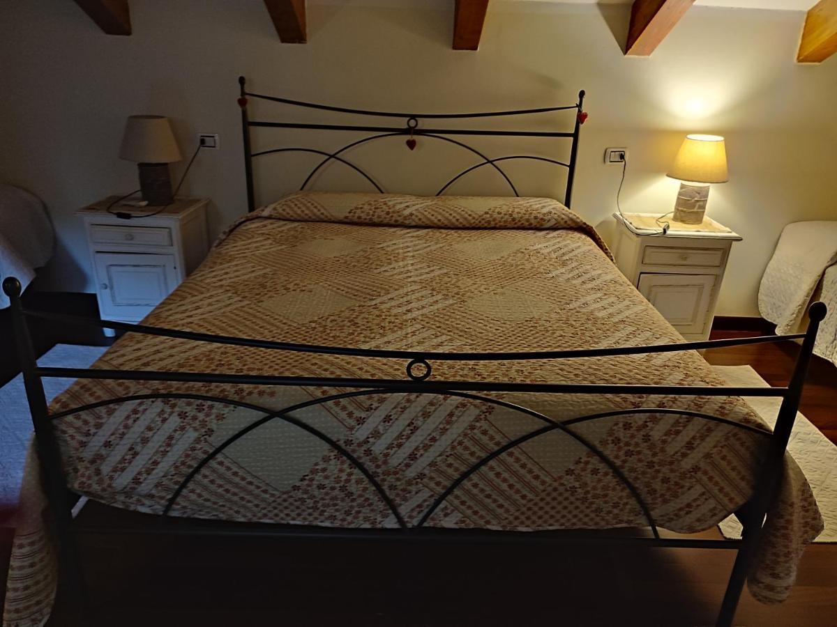 Bed and Breakfast Mirbea Cisano sul Neva Exterior foto